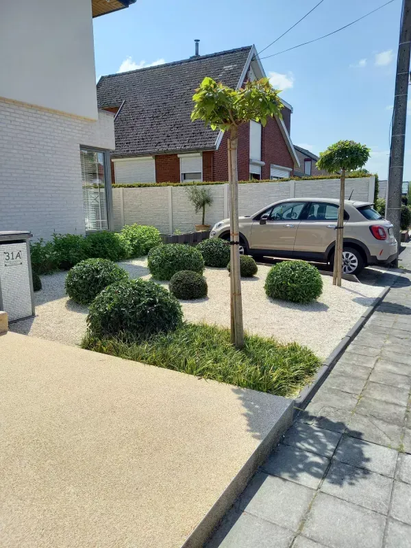 Devanture maison végétale